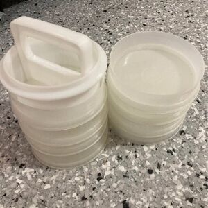 TUPPERWARE burger press set